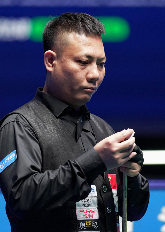 他积极而友 他积极而友