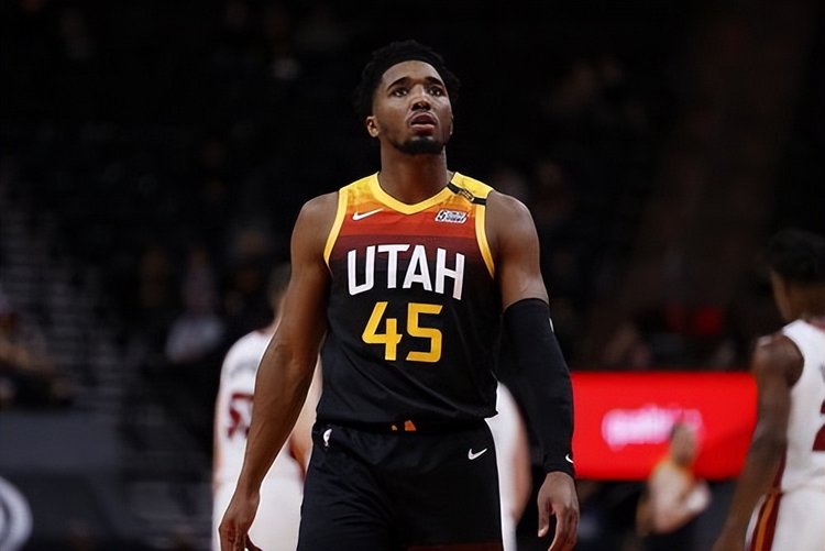 每日邮报 每日邮报